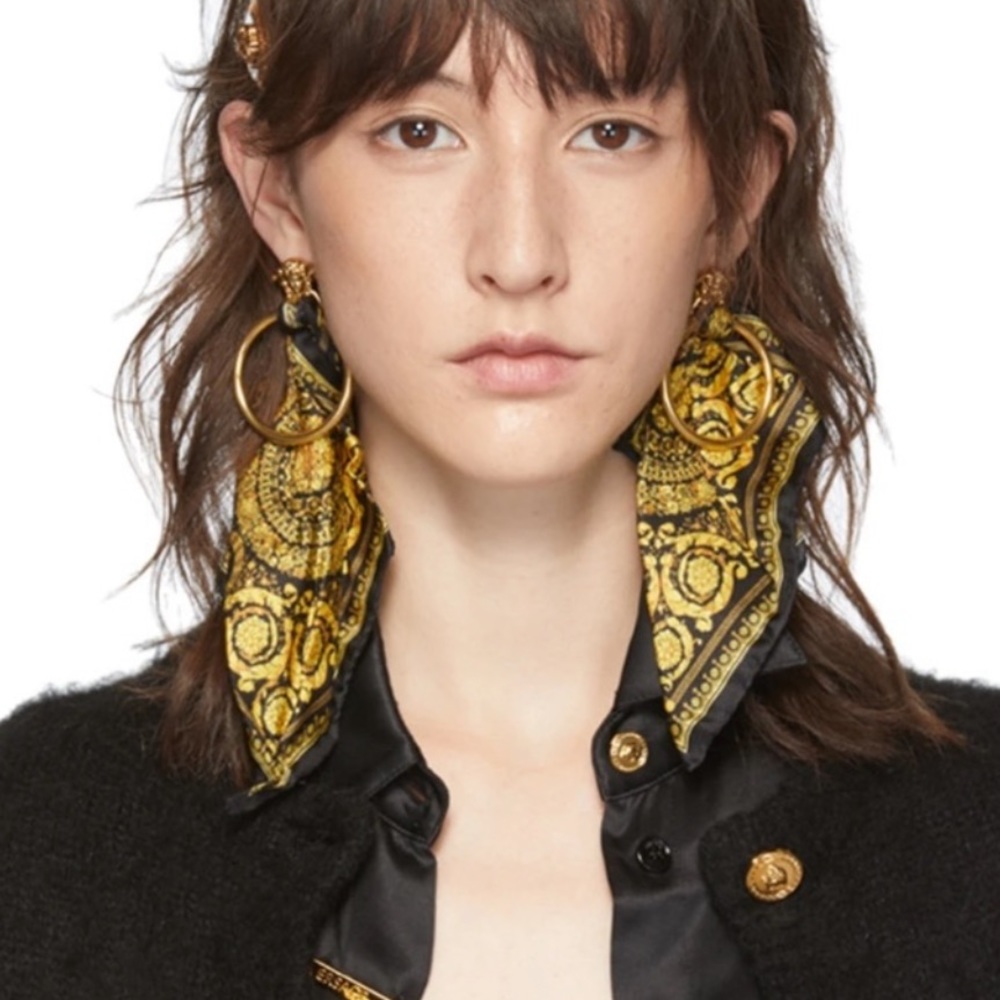 Versace Black Gold Silk Barocco Scarf Medusa Gold Ring Earrings
